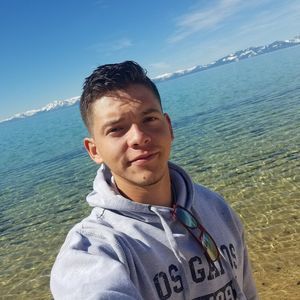 Meet your Posher, Andres